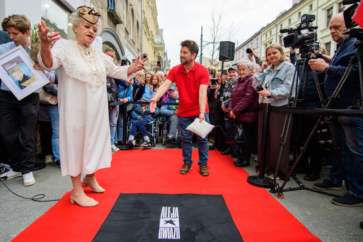 Odsloniecie gwiazdy Anny Seniuk fot Sebastian Szwajkowski 3