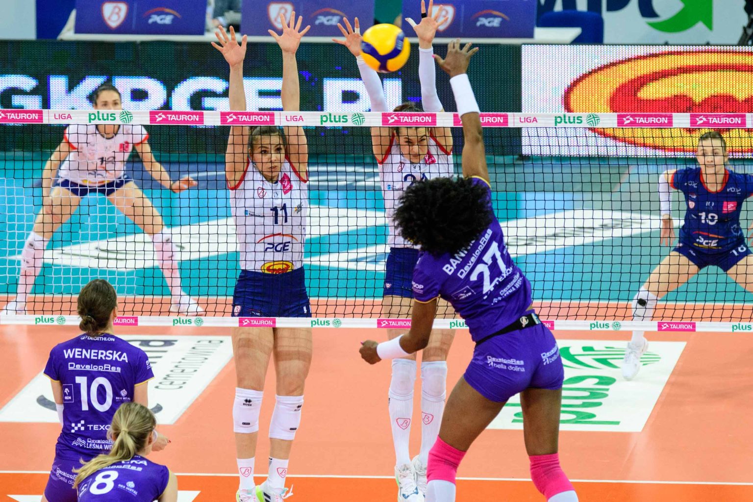 PGE Budowlani vs Developres Rzeszow fot Sebastian Szwajkowski 10