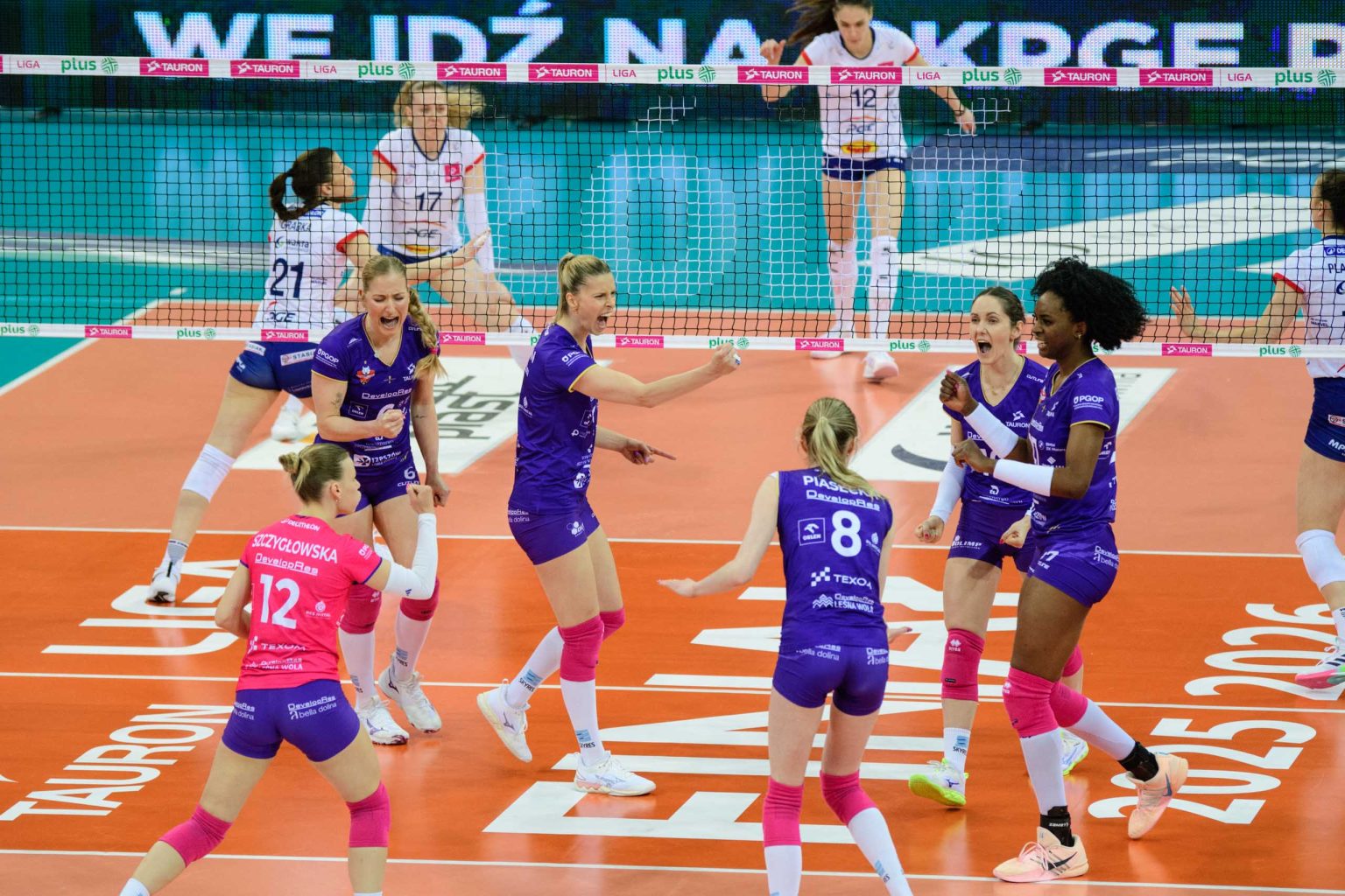 PGE Budowlani vs Developres Rzeszow fot Sebastian Szwajkowski 11