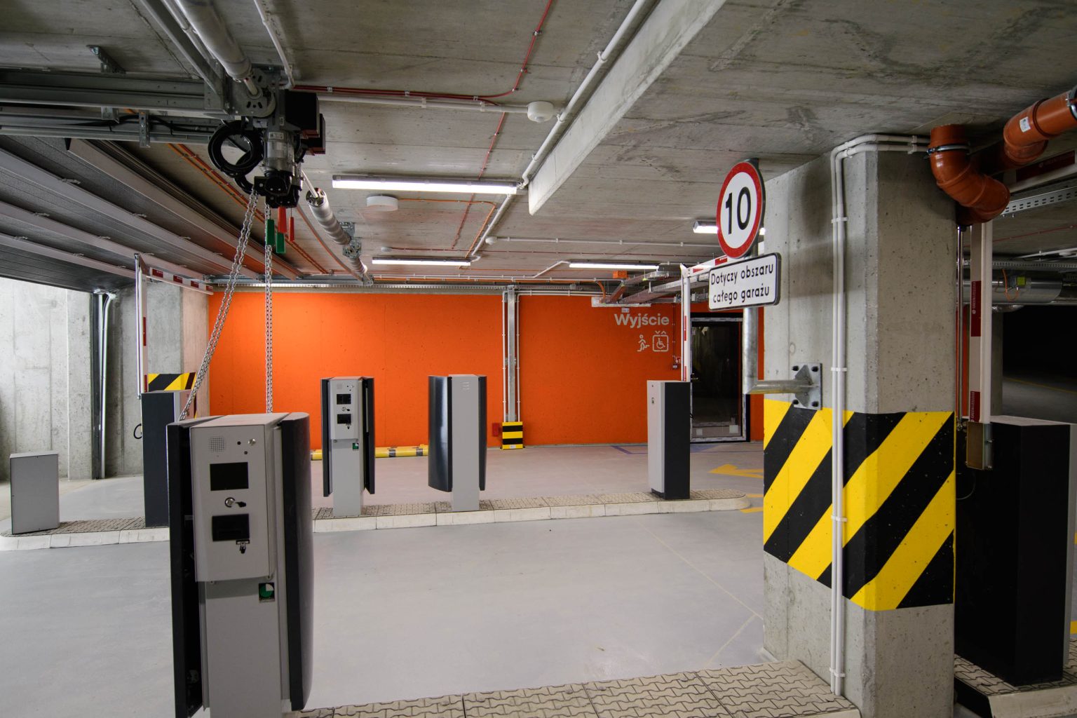 Parkingi wielopoziomowe w Łodzi fot Sebastian Szwajkowski (3) Parkingi wielopoziomowe w Lodzi fot Sebastian Szwajkowski 3
