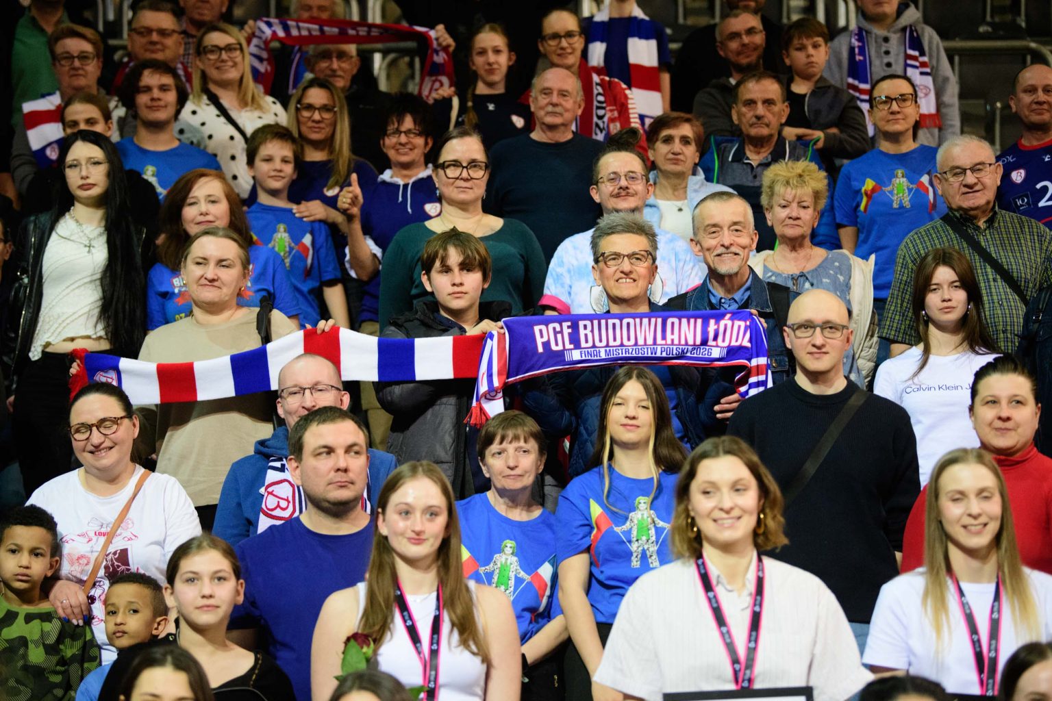 Przywitanie zlotych siatkarek PGE Budowlani fot Sebastian Szwajkowski 19