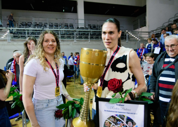 Wspólne święto siatkarek i kibiców. Trofeum PGE Budowlanych już w Łodzi! [ZDJĘCIA]