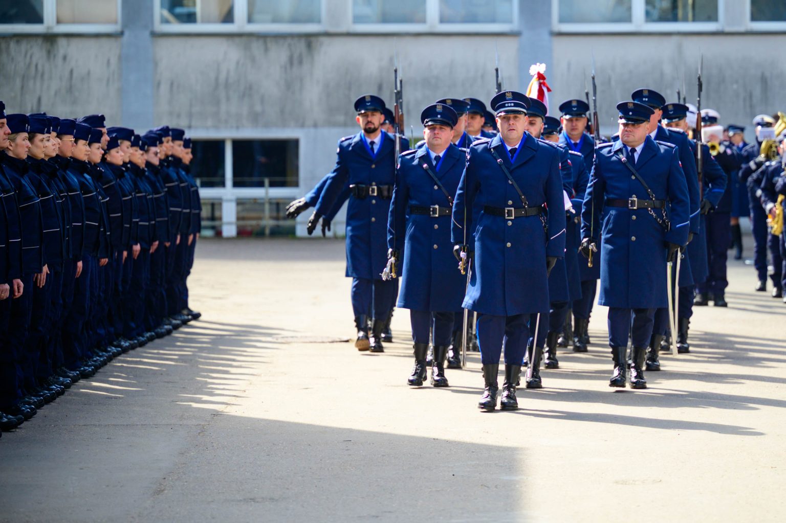 Subowanie nowych funkcjonariuszy policji w Lodzi fot Sebastian Szwajkowski 5
