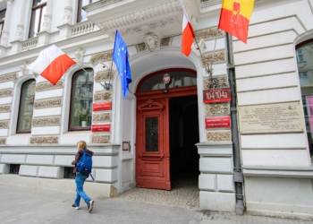 Kościół Ludzi Słońca chce swojego symbolu w łódzkim magistracie. Miasto odmawia