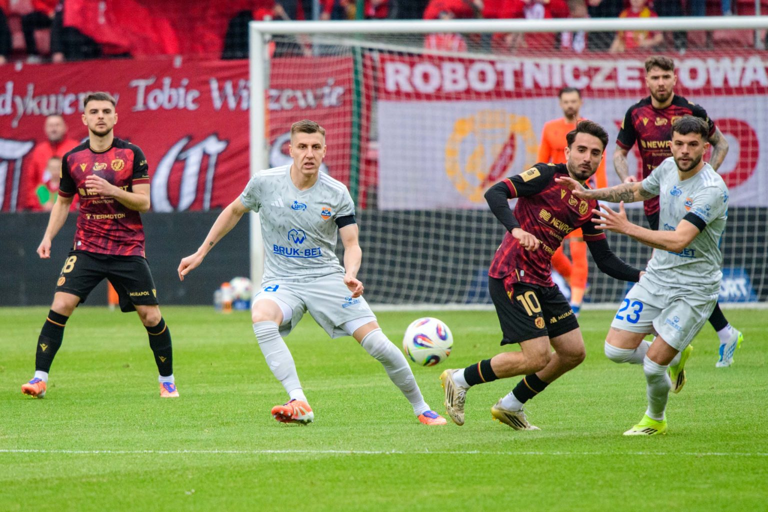 Widzew Lodz vs Bruk Bet Termalica Nieciecza fot Sebastian Szwajkowski 1