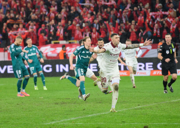 Znamy termin meczu Legia - Widzew. Klasyk o utrzymanie?