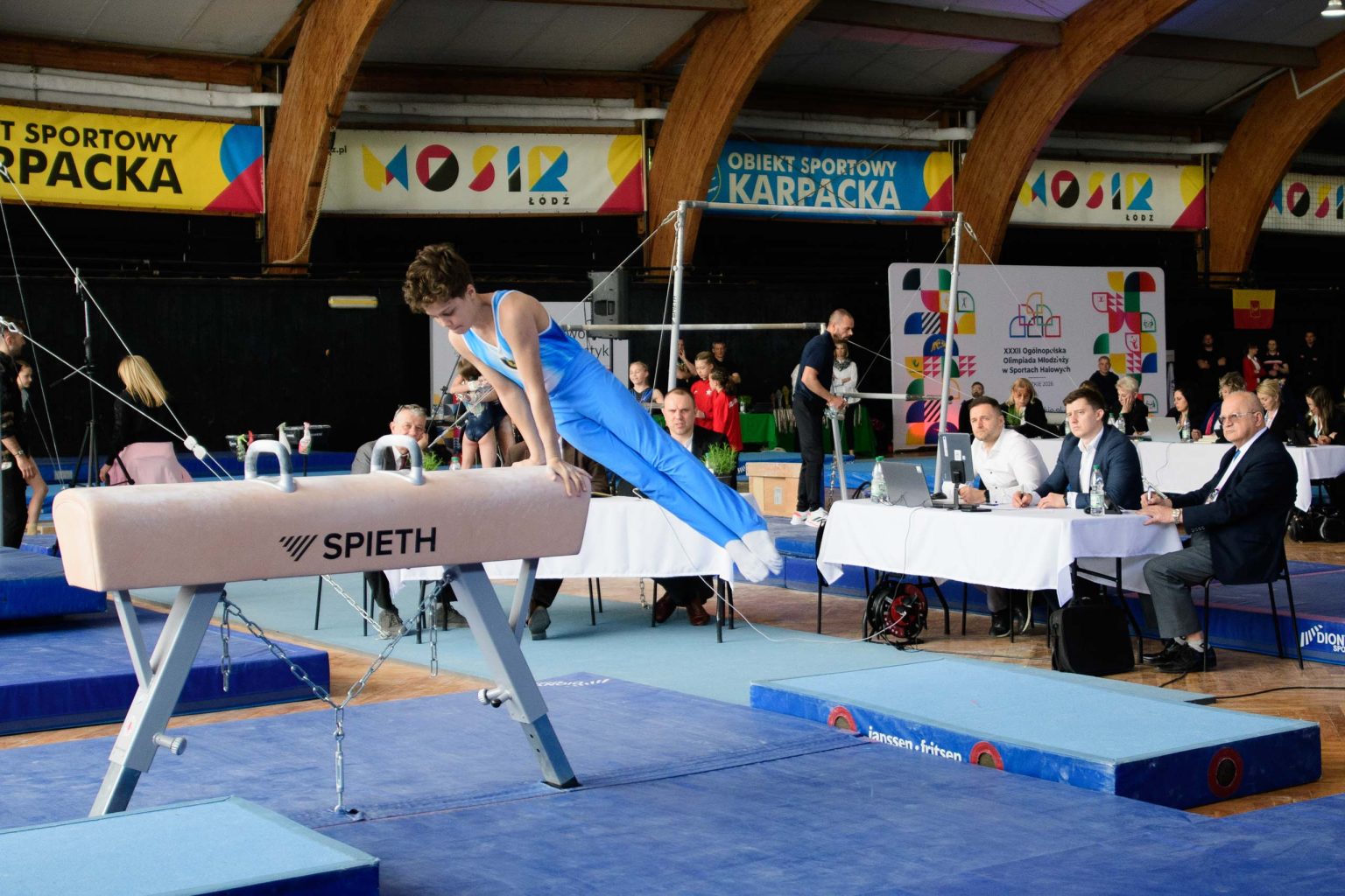 XXXII Ogolnopolska Olimpiada Mlodziezy w sportach halowych fot Sebastian Szwajkowski 48