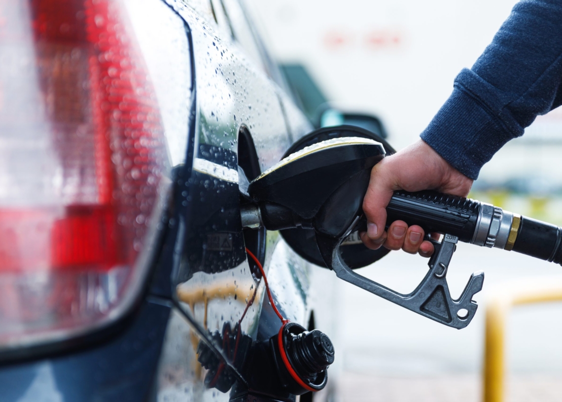 Ile zapłacimy za paliwo w weekend i poniedziałek? Minister energii podał maksymalne ceny 1 Ile zapłacimy za paliwo w weekend i poniedziałek? Minister energii podał maksymalne ceny