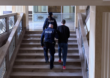 22 lata więzienia za brutalne pobicie w pustostanie, fot. J. Karp