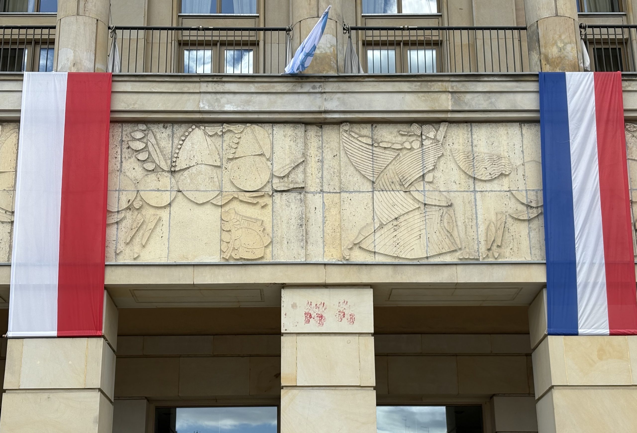 Dyrektor Teatru Wielkiego w Łodzi odwołany. Powodem wywieszenie flagi Izraela na budynku łódzkiej opery