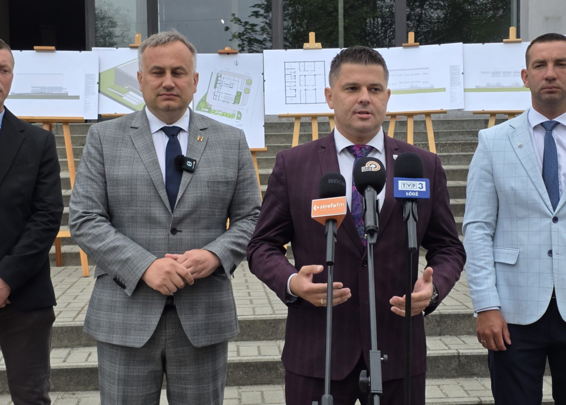 Rozpoczyna się budowa Centrum Kultury Sportu i Turystyki w Kamieńsku. Wartość projektu to ponad 16 milionów złotych [WIZUALIZACJE]