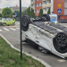 Dachowanie w centrum Łodzi. Cztery osoby trafiły do szpitala