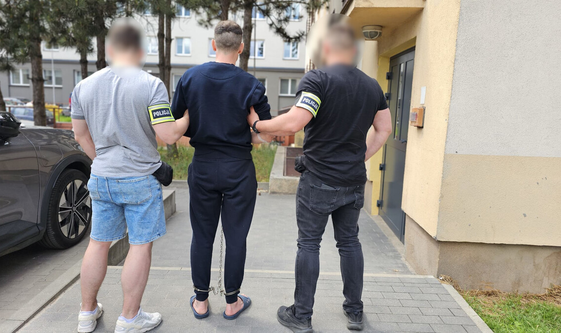 36-latek podejrzany o zabójstwo 88-latki. Motywem miało być rozstanie z wnuczką 1 36-latek podejrzany o zabójstwo 88-latki. Motywem mogło być rozstanie z wnuczką