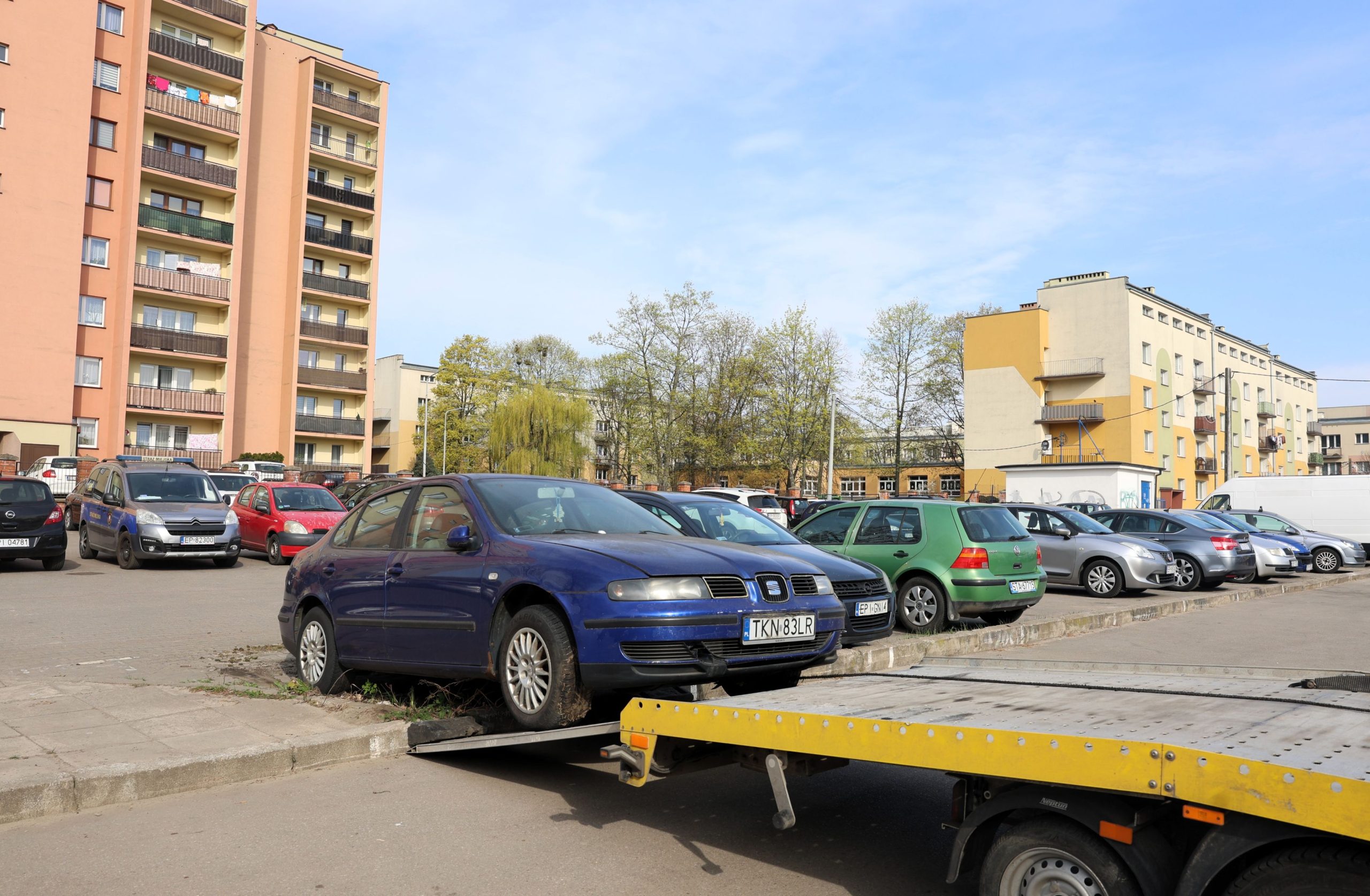 Cmentarzysko wraków w Piotrkowie Trybunalskim wciąż rośnie
