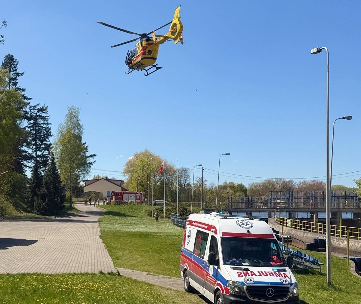 Groźny wypadek 10-latka w Drzewicy. Chłopiec spadł do toru kajakowego