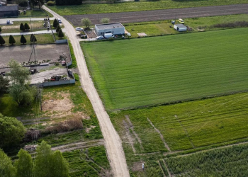 Zmiany na Poprzecznej w Konstantynowie Łódzkim. Asfalt zamiast drogi gruntowej