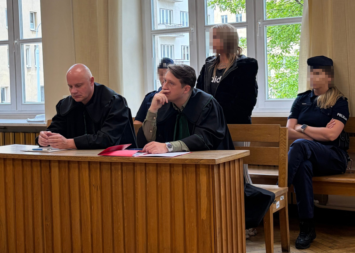 Groziła taksówkarzowi nożem. Sąd zdecyduje o przyszłości 32-latki