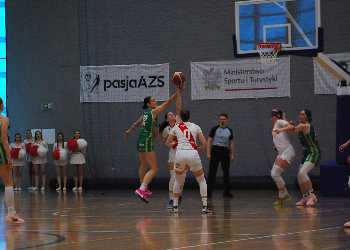 Wysoka porażka koszykarek ŁKS Łódź na początek finału play-off