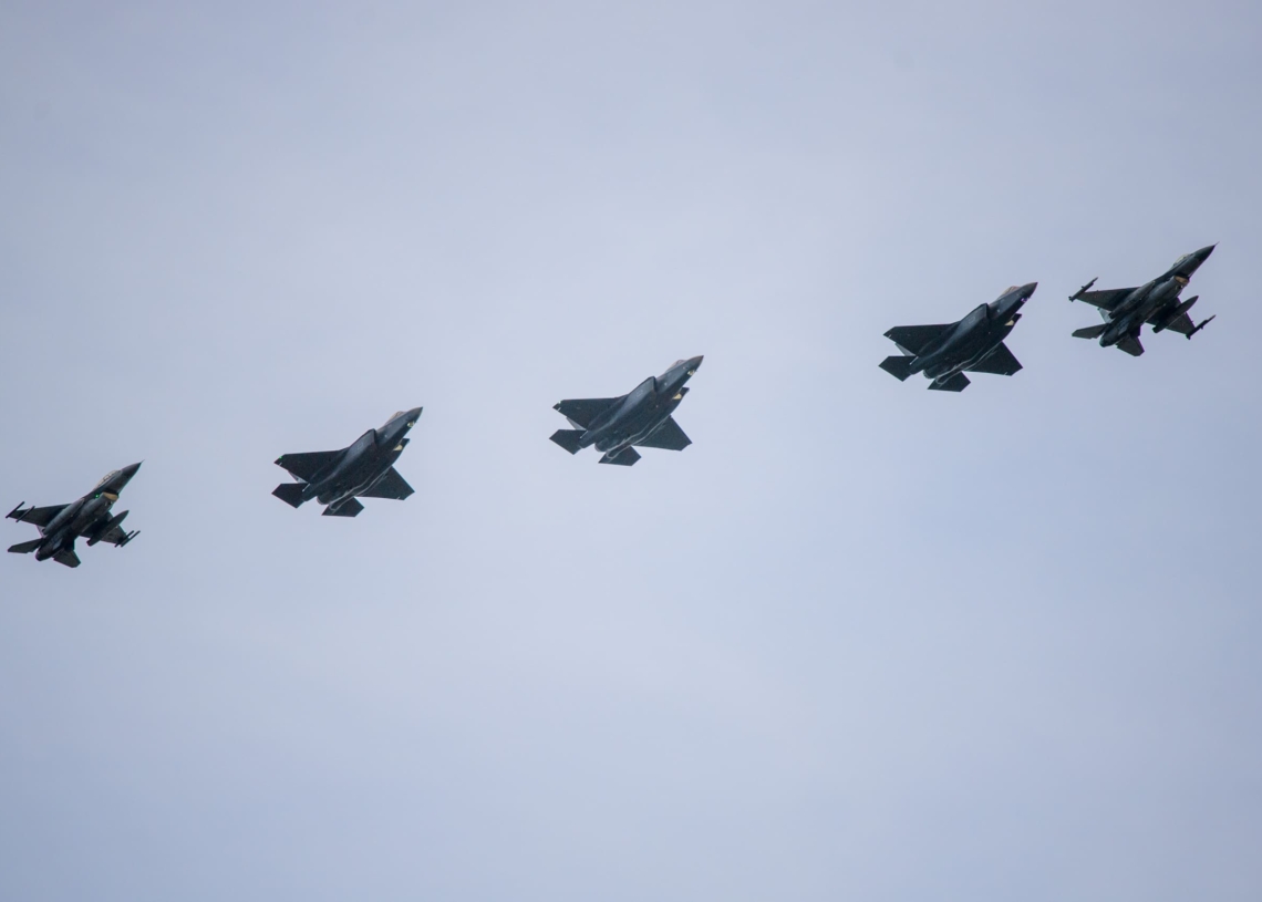 Myśliwce F-35 w Łasku