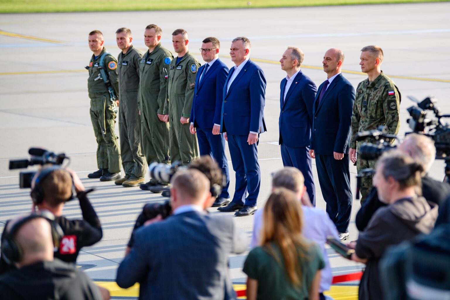 Lądowanie pierwszych F35 w Bazie w Łasku fot Sebastian Szwajkowski_2 Ladowanie pierwszych F35 w Bazie w Lasku fot Sebastian Szwajkowski 2 2