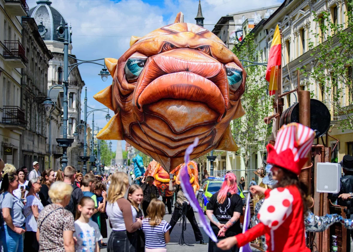 Parada z okazji 20 lat Manufaktury fot Sebastian Szwajkowski 25
