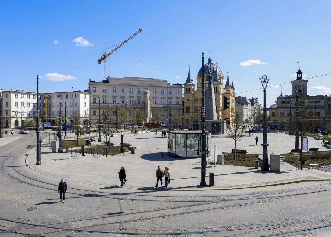 Rusza kolejny remont Placu Wolności. Będą zmiany w kursowaniu MPK 1 Rusza kolejny remont Placu Wolności. Duża zmiana projektowa