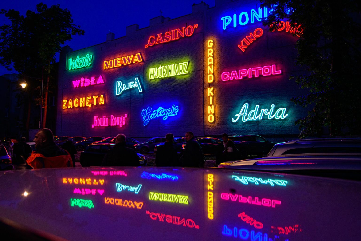Proba generalna Galererii Neonow fot Sebastian Szwajkowski 8