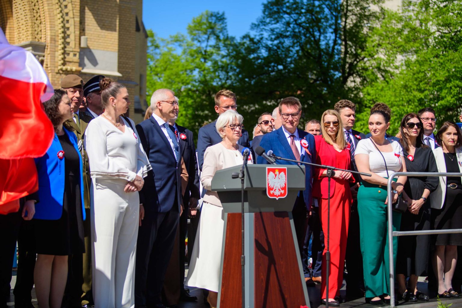 Swieto Konstytucji 3 Maja oficjalne uroczystosci przed katedra fot Sebastian Szwajkowski 12