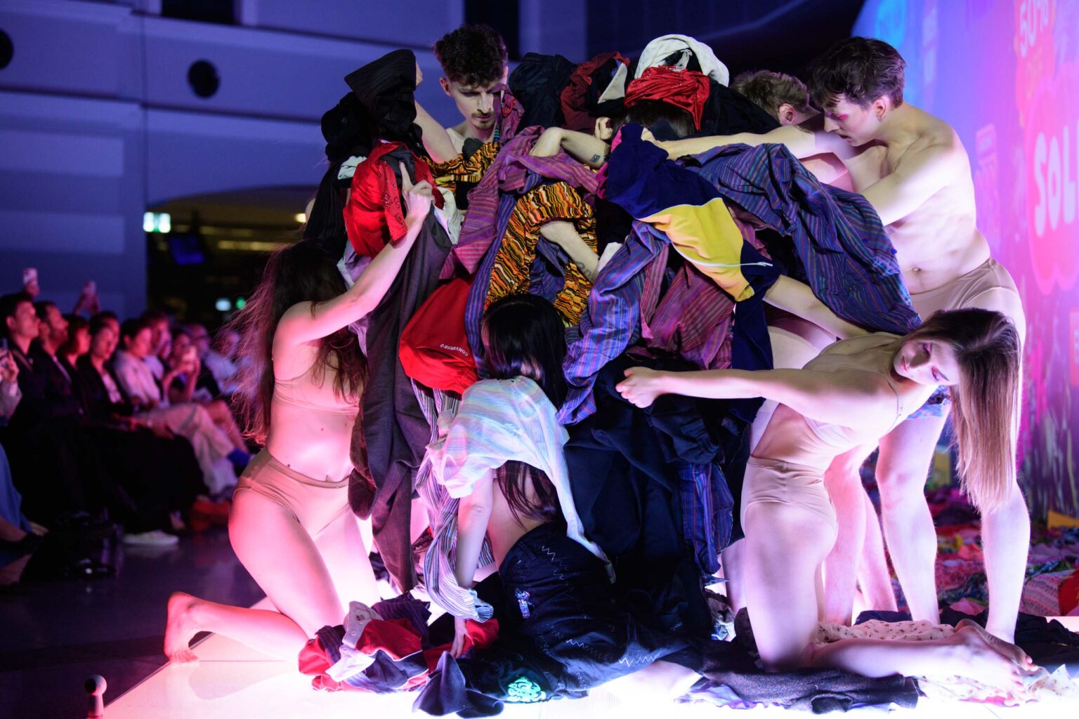 Trend Station na dworcu Lodz Fabryczna fot Sebastian Szwajkowski 33