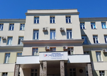 Powiat piotrkowski wstrzymuje sprzedaż budynku szpitala. Problemem hipoteka i warunki banku