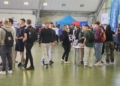 Lotnictwo szuka młodych talentów. Uczniowie odwiedzili Wojskowe Zakłady Lotnicze w Łodzi [ZDJĘCIA]