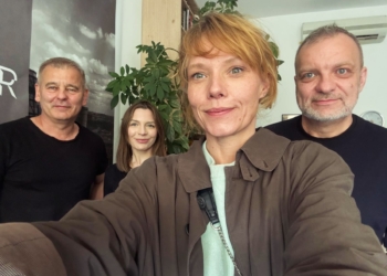 Młodzi i przemoc psychiczna. Rola dorosłych i komunikacja bez przemocy [PODCAST]
