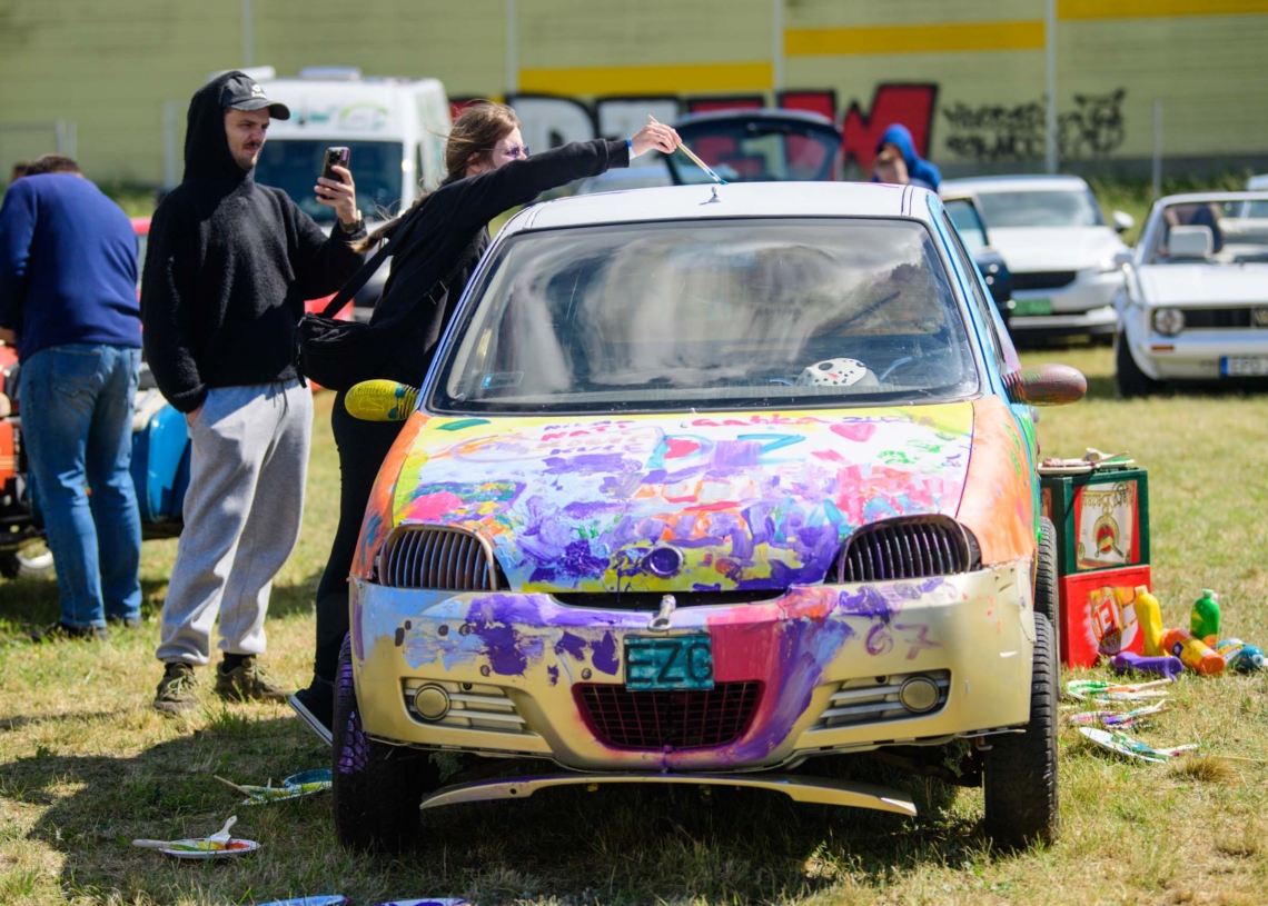 Zabawa z ekologią na pierwszym miejscu. Festiwal Cyrkularności w Parzęczewie [ZDJĘCIA]