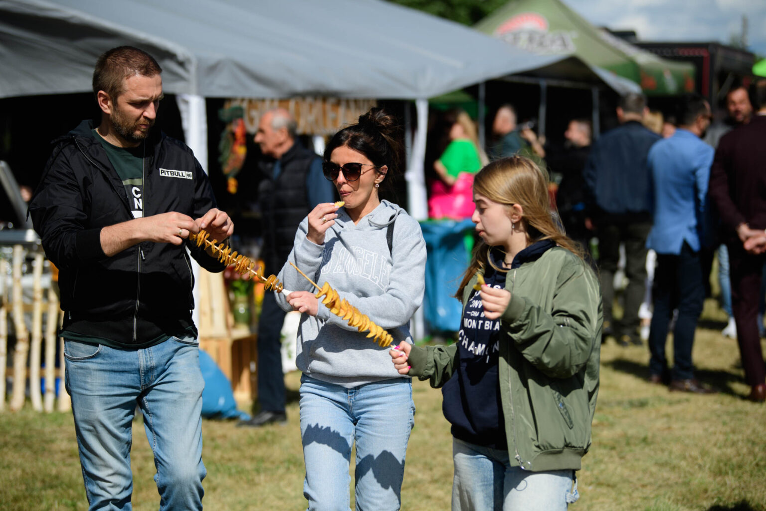 Festiwal Cyrkularnosci w Parzeczewie fot Sebastian Szwajkowski 24