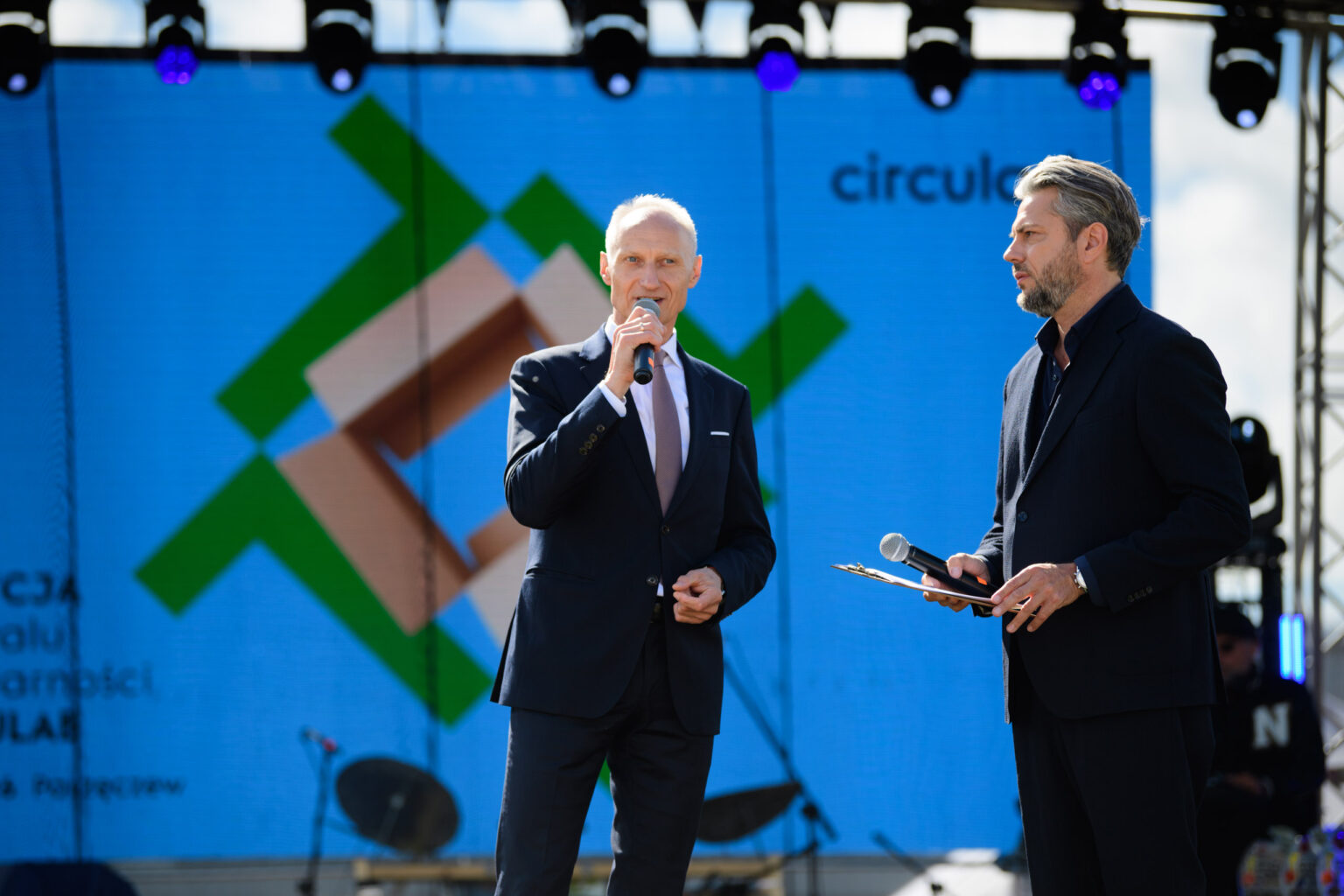Festiwal Cyrkularnosci w Parzeczewie fot Sebastian Szwajkowski 26