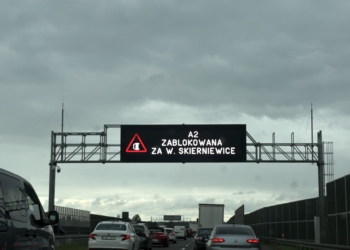 Karambol na A2. Zablokowana autostrada na wysokości węzła Skierniewice