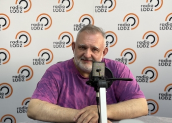 Koniec z telefonami w szkole i zakaz patostreamingu. Nauczyciel i terapeuta Tomasz Bilicki gościem Radia Łódź