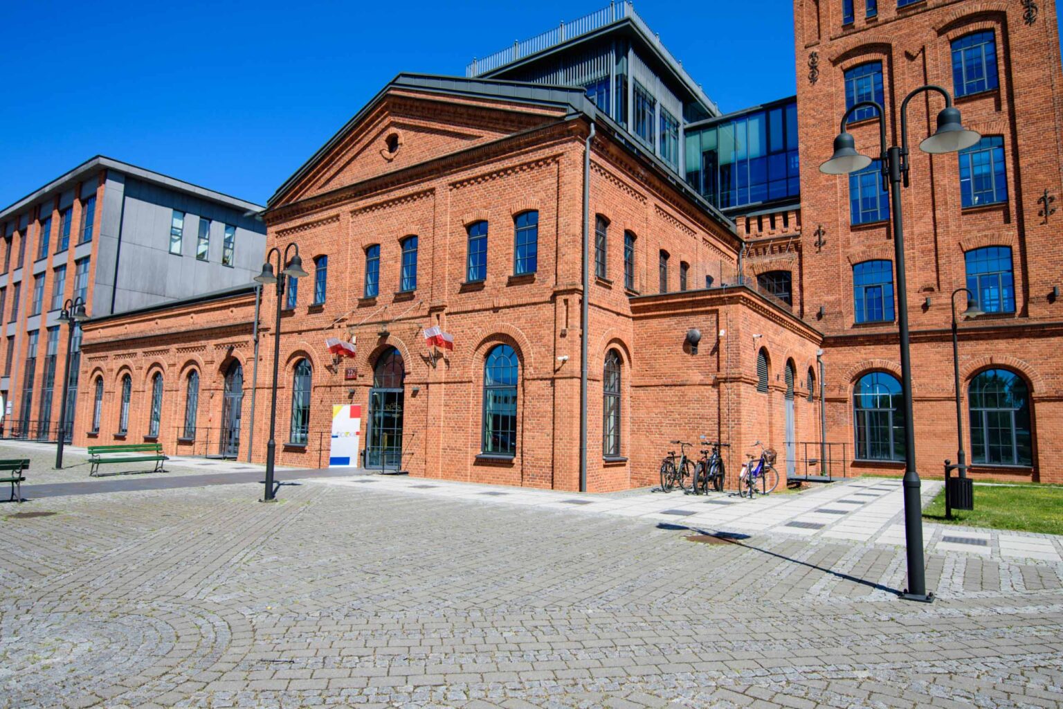 Konferencja o problamach narkotykowych w ŁSSE fot Sebastian szwajkowski Konferencja o problamach narkotykowych w LSSE fot Sebastian szwajkowski