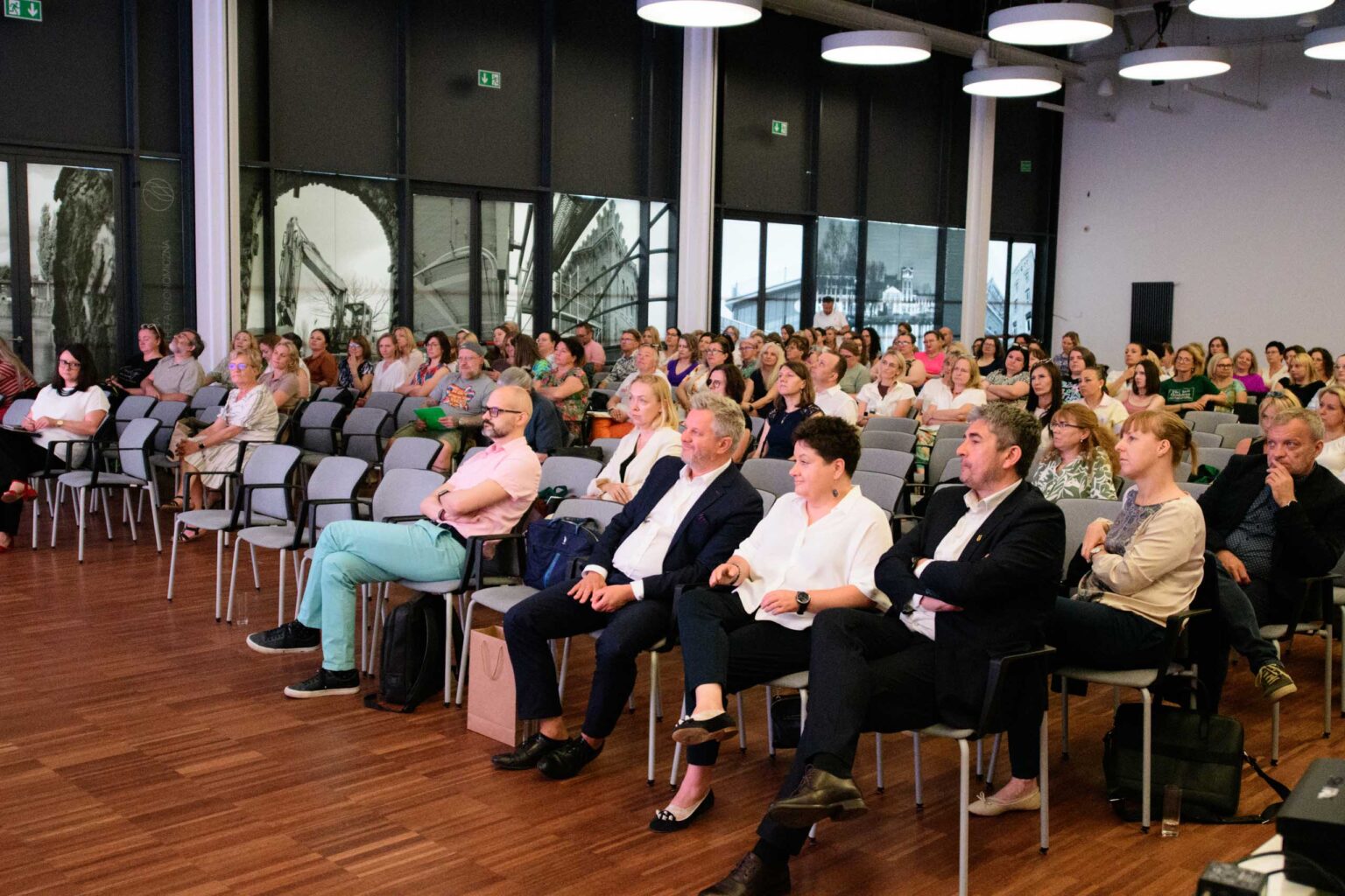 Konferencja o problamach narkotykowych w ŁSSE fot Sebastian szwajkowski_3 Konferencja o problamach narkotykowych w LSSE fot Sebastian szwajkowski 3