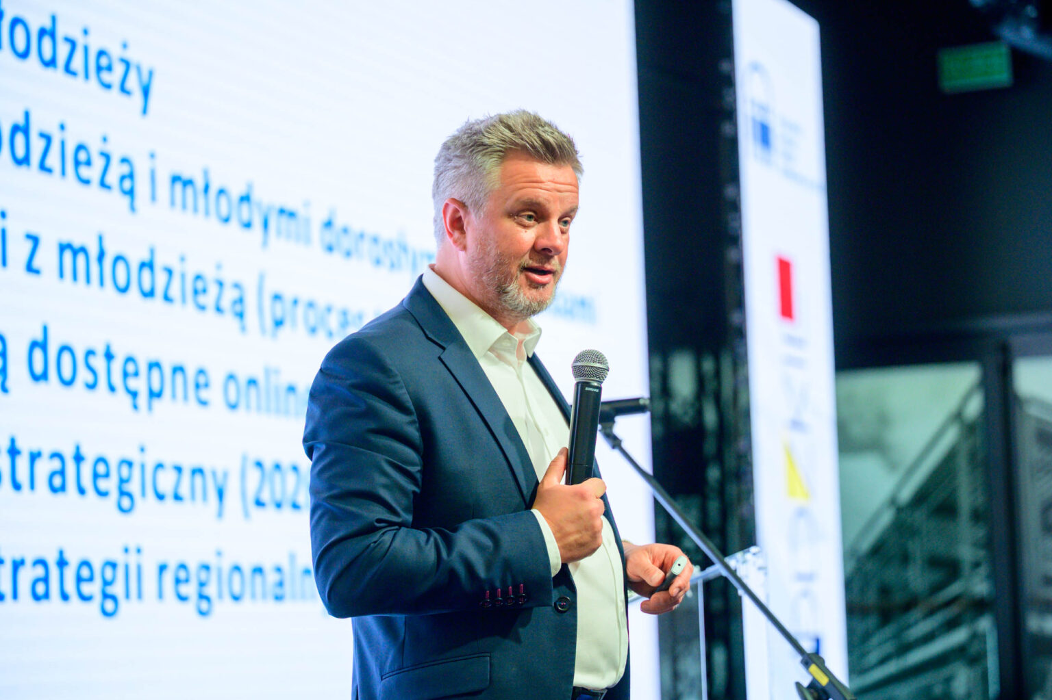Konferencja o problamach narkotykowych w ŁSSE fot Sebastian szwajkowski_6 Konferencja o problamach narkotykowych w LSSE fot Sebastian szwajkowski 6