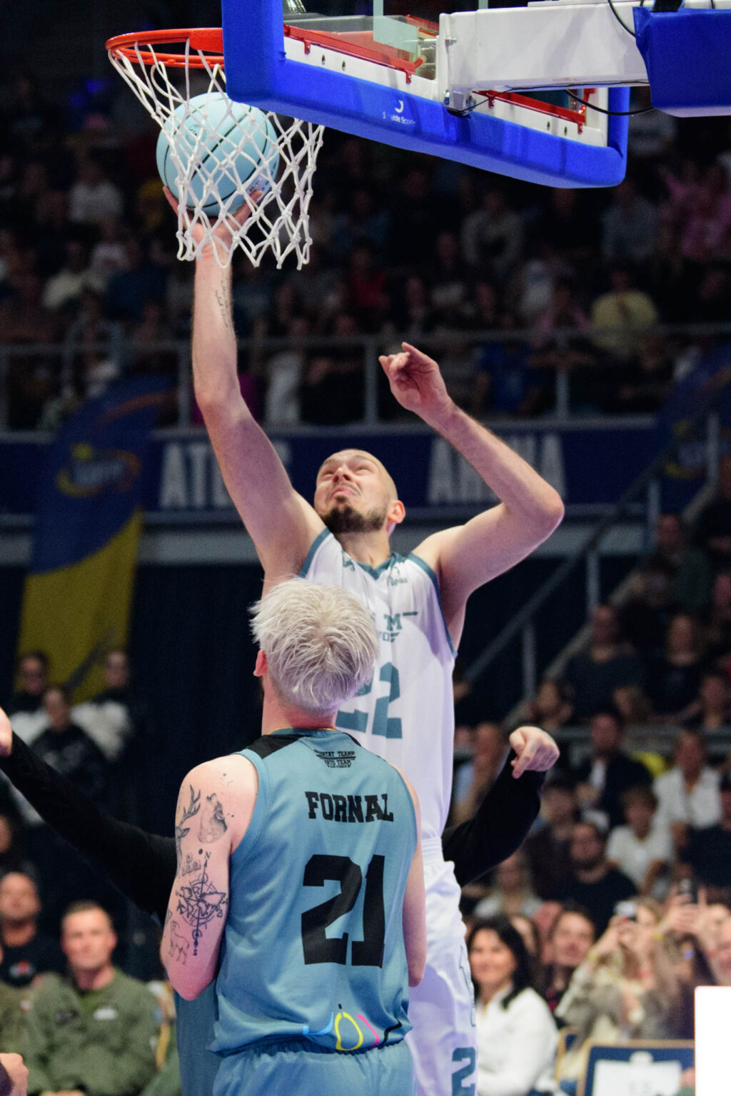 Mecz Gortat Teamt vs NATO fot Sebastian Szwajkowski_12 Mecz Gortat Teamt vs NATO fot Sebastian Szwajkowski 12