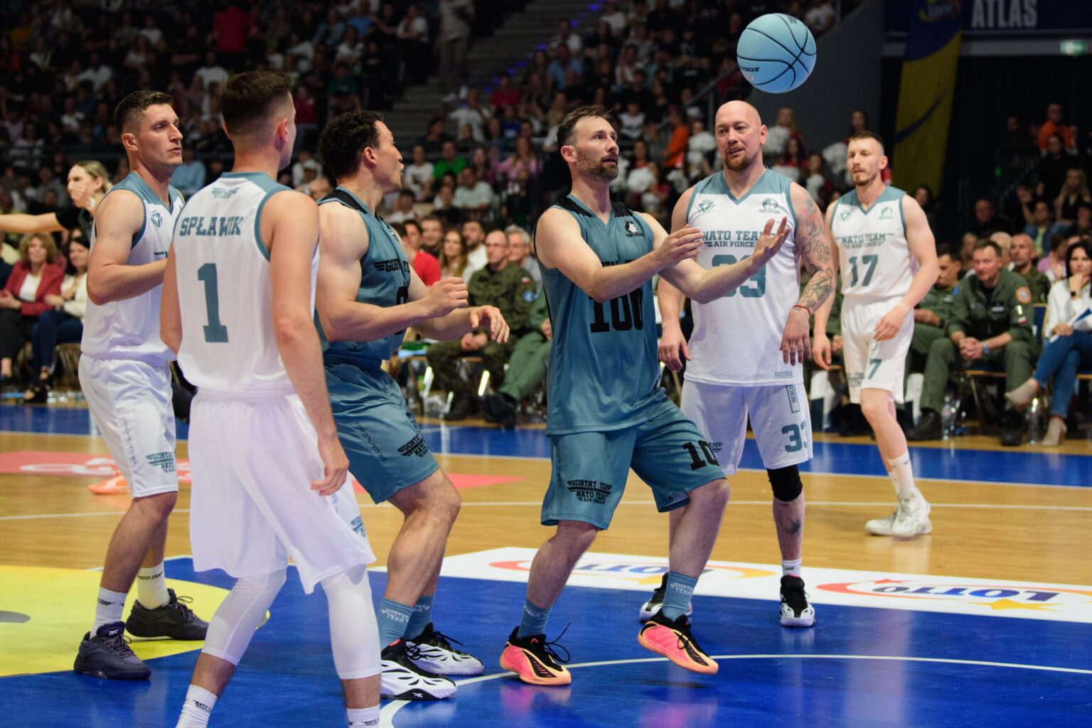 Mecz Gortat Teamt vs NATO fot Sebastian Szwajkowski_49 Mecz Gortat Teamt vs NATO fot Sebastian Szwajkowski 49