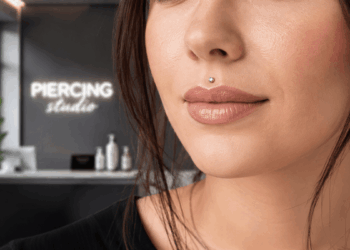 Medusa piercing – co warto wiedzieć przed wykonaniem przekłucia?