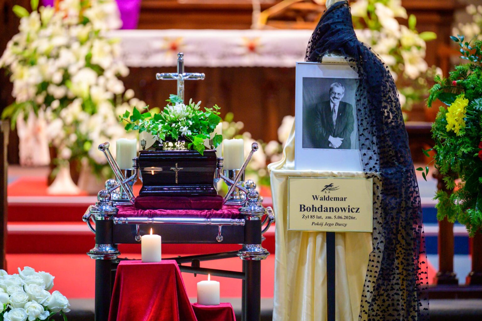Ostatnie pożegnanie prezydenta Łodzi Waldemara Bohdanowicza fot Sebastian Szwajkowski (5) Ostatnie pozegnanie prezydenta Lodzi Waldemara Bohdanowicza fot Sebastian Szwajkowski 5