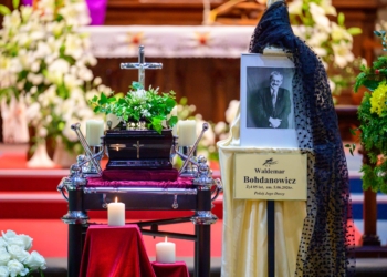 Ostatnie pozegnanie prezydenta Lodzi Waldemara Bohdanowicza fot Sebastian Szwajkowski 5