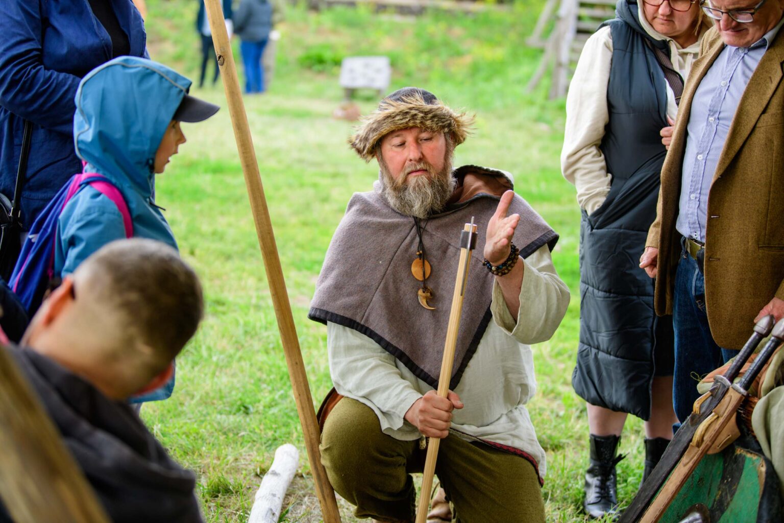 Piknik Archeologiczny w Tumie fot Sebastian Szwajkowski 10