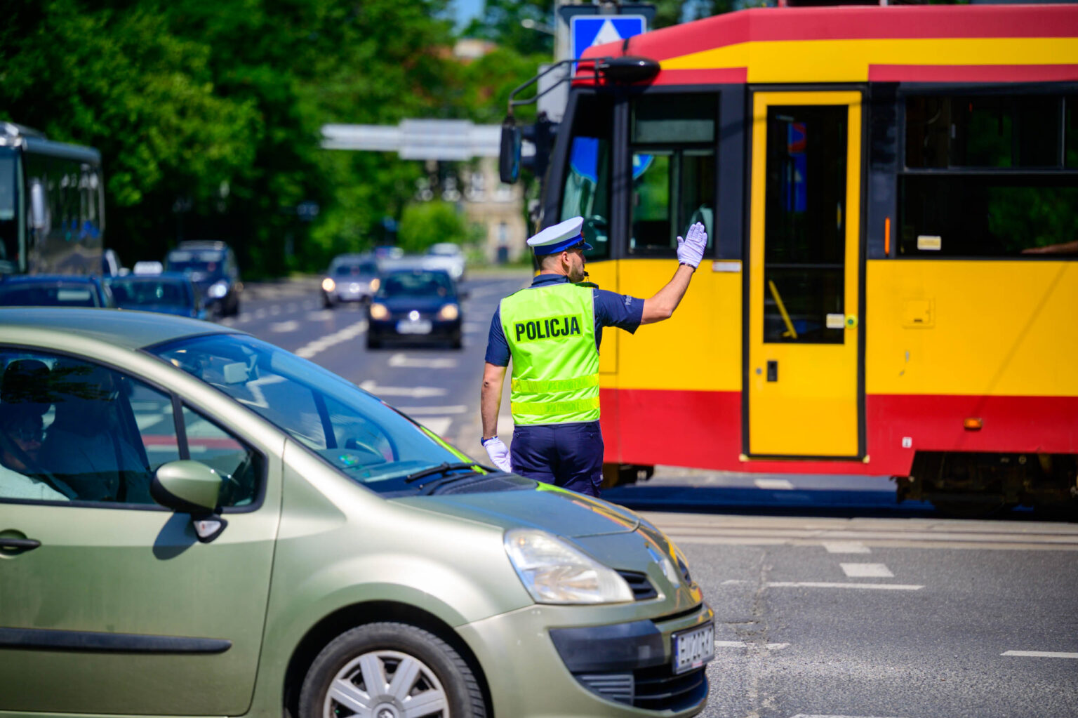 Policyjne zawody w kierowaniu ruchem fot Sebastian Szwajkowski 12