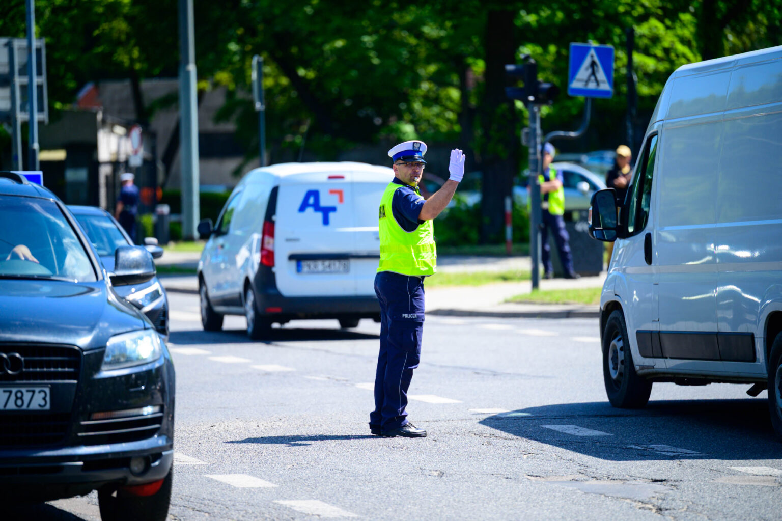 Policyjne zawody w kierowaniu ruchem fot Sebastian Szwajkowski 15