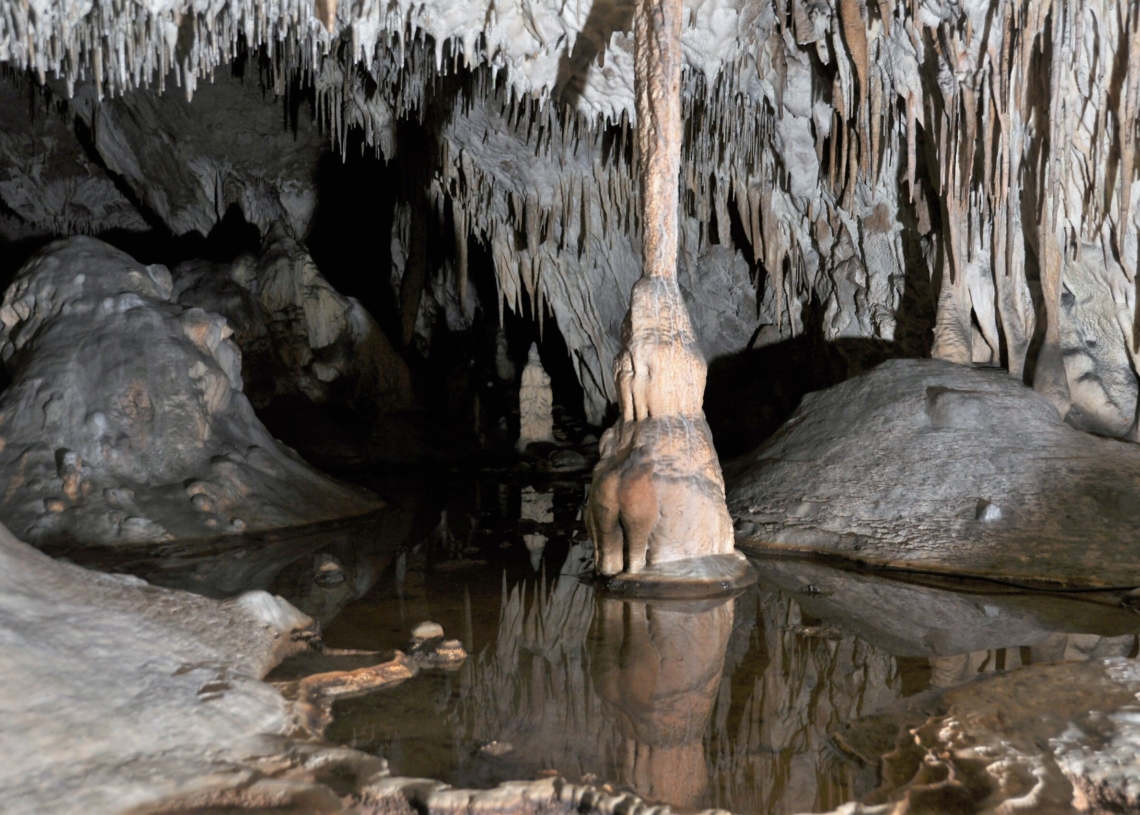 Skały i jaskinie – muzeum geologiczne pod gołym niebem | Podróżowanie z radiem