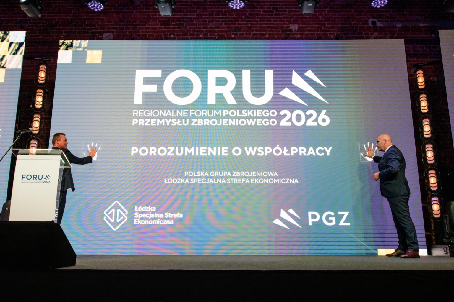 Umowa pomiedzy LSSE i PGZ fot Sebastian Szwajkowski 1